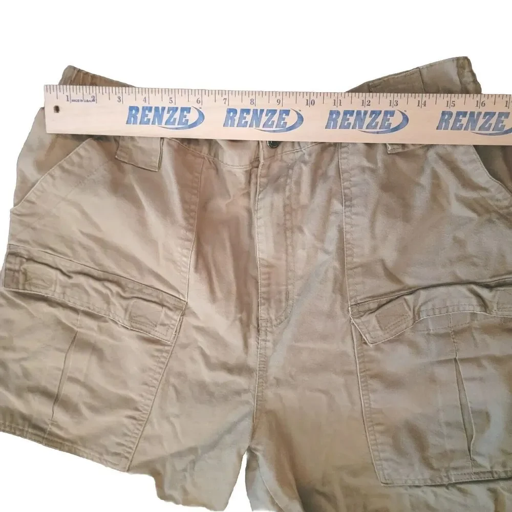 Boulder Creek Tan Cargo Shorts Size‎ 40 Tall